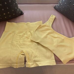 Amazon Yellow Workout Set